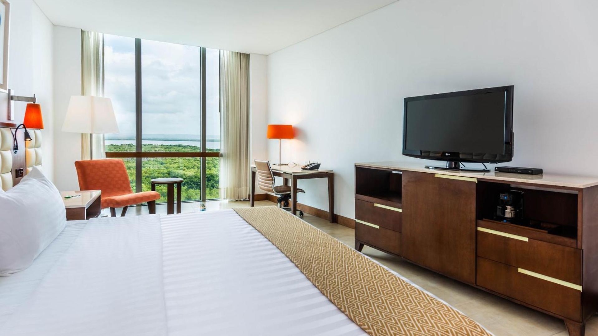 Morros By Ihg 5*